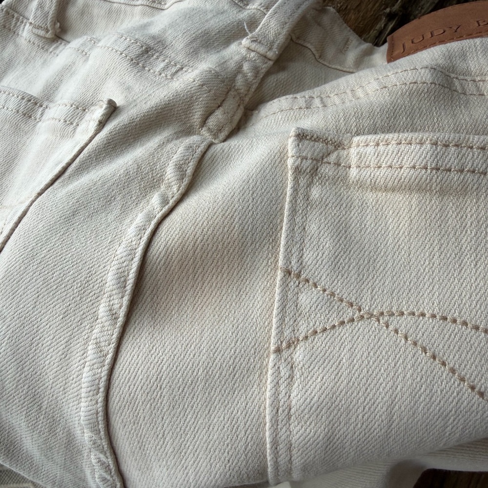 Judy Blue Neutral Cream Cropped High-Rise Jeans - Picture 9 of 9